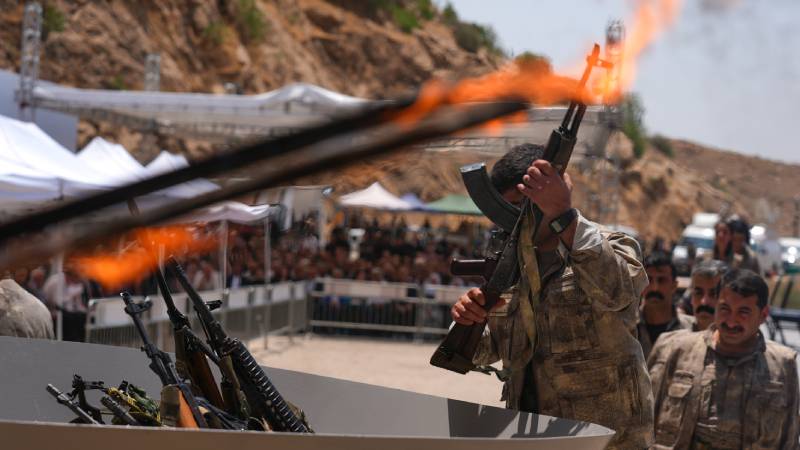 Bakan Güler: Terör örgütünün tüm uzantılarıyla birlikte silahlarını bırakması, fesih kararını bir an önce ve tam anlamıyla uygulaması gerekmektedir
