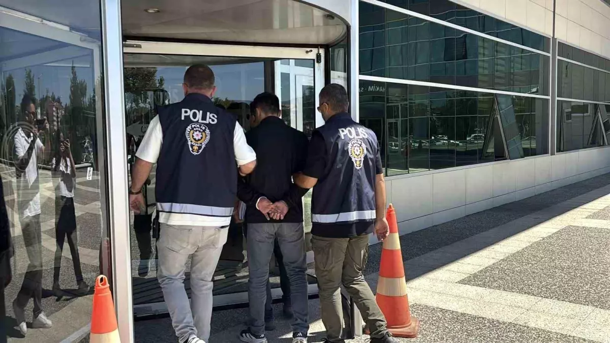 Bolu’da Silahlı Kavga: 17 Yıl Hapis Cezası Olan Şahıs Adliyeye Sevk Edildi