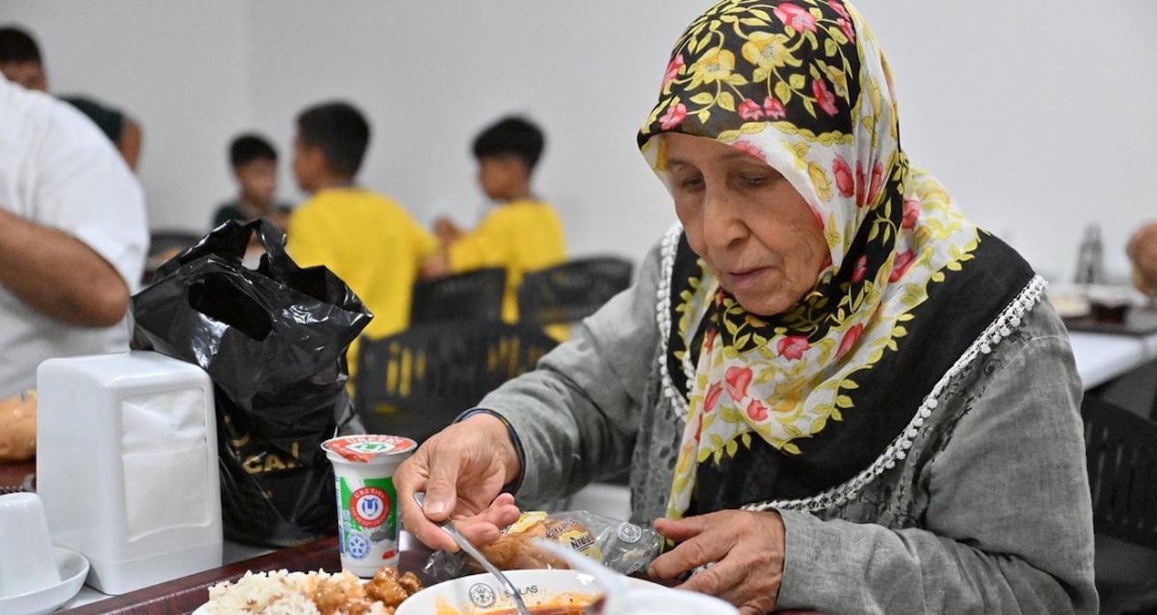 Kent Lokantasından sonra Süt Ürünleri içinde market açıldı