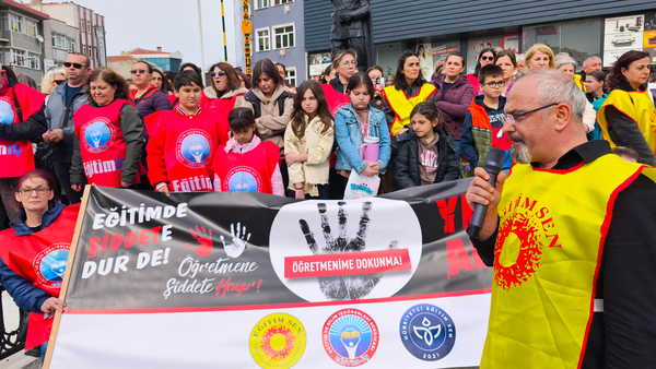 Edirne Öğretmenlerinden Okul Saldırılarına Tepki: “ABD’deki Görüntüler Bizim Başımıza Geldi”