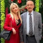 avukat-kizinin-yaptiklari-agzi-bozuk-akpli-gazetecinin-basini-yakti-VyfpnOdN