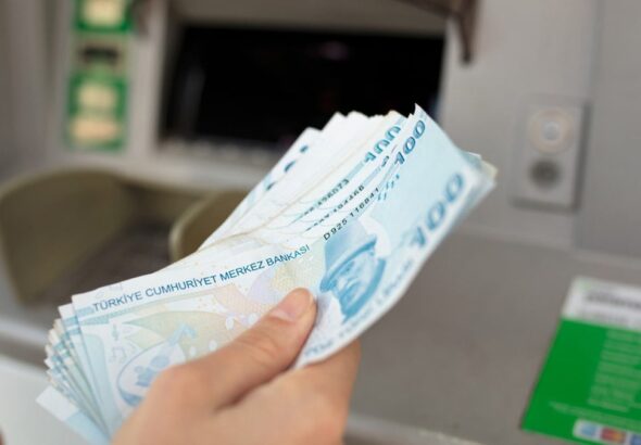 bakan-acikladi-odemeler-hesaplara-yatirildi-TaWSv3ZU