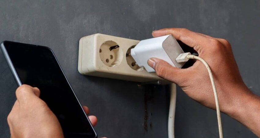 Bu ayari kapatmayan akilli telefonunu gunde 3 kez sarja takacak xCdy8EI3